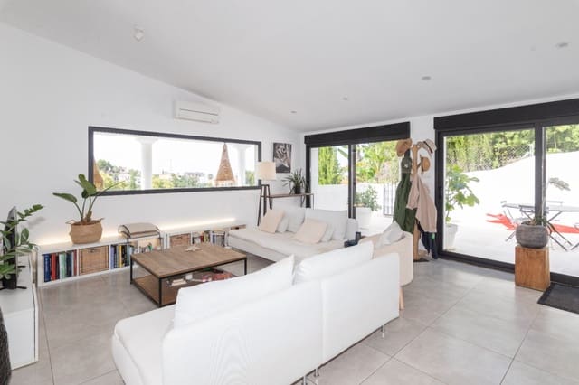 3 soveværelse Villa til salg i La Pedrera - Vessanes, Dénia med swimmingpool garage - € 695.000 (Ref: 9984384)