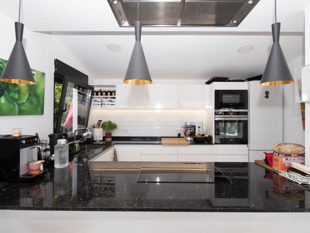3 soveværelse Villa til salg i La Pedrera - Vessanes, Dénia med swimmingpool garage - € 695.000 (Ref: 9984384)
