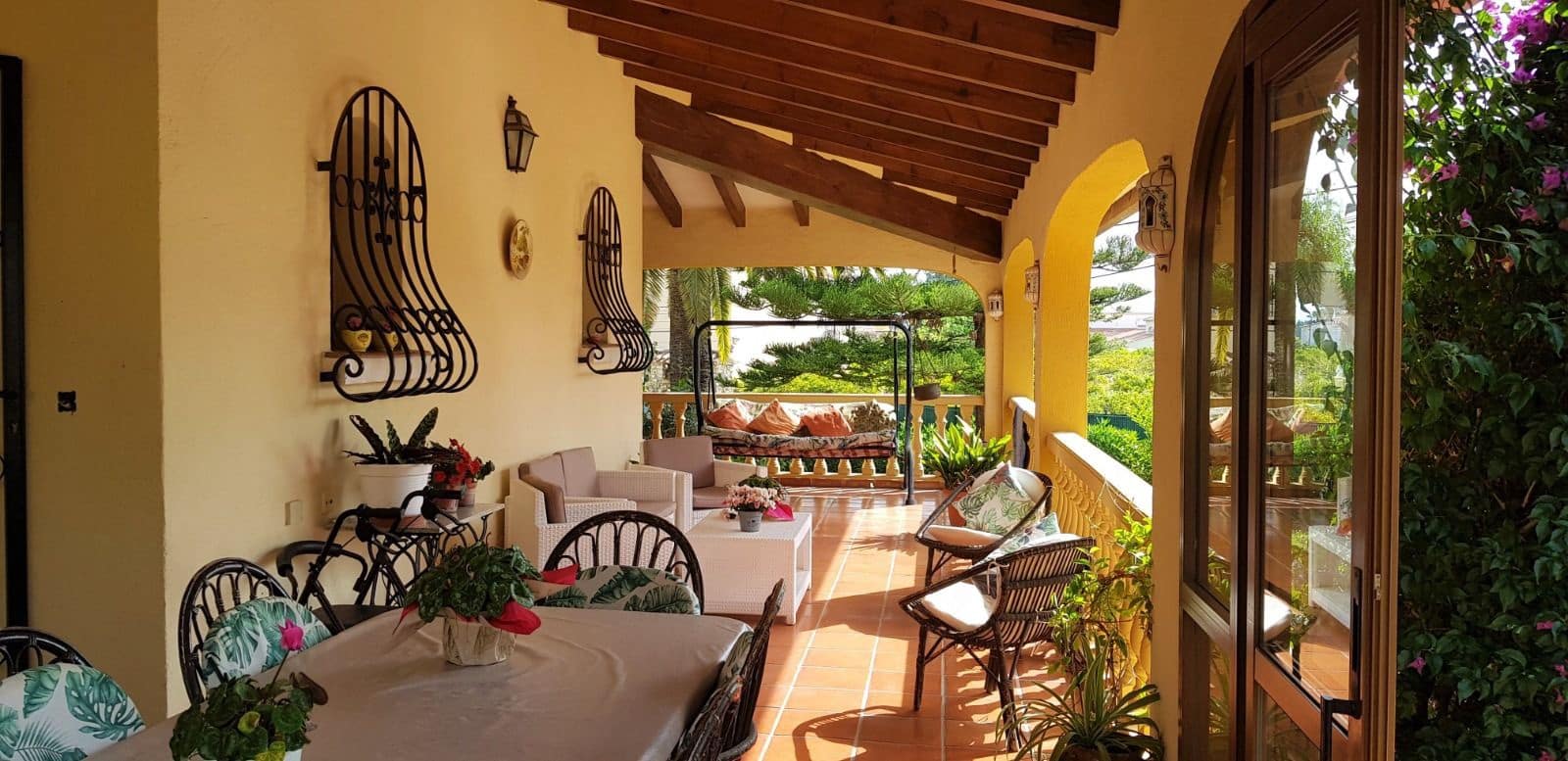 4 bedroom Villa for sale in Ondara with pool - € 850,000 (Ref: 9989482)