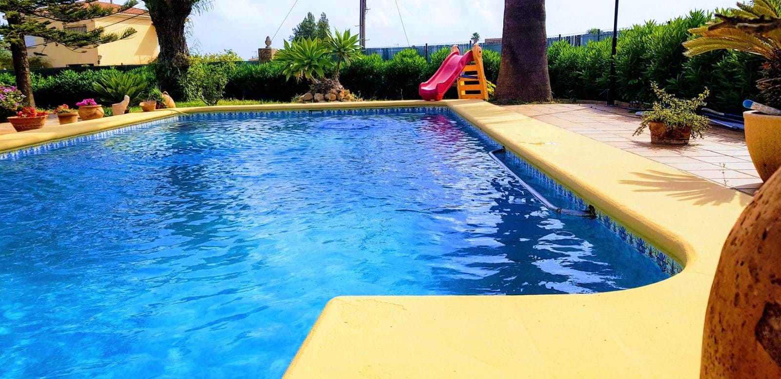 4 bedroom Villa for sale in Ondara with pool - € 850,000 (Ref: 9989482)