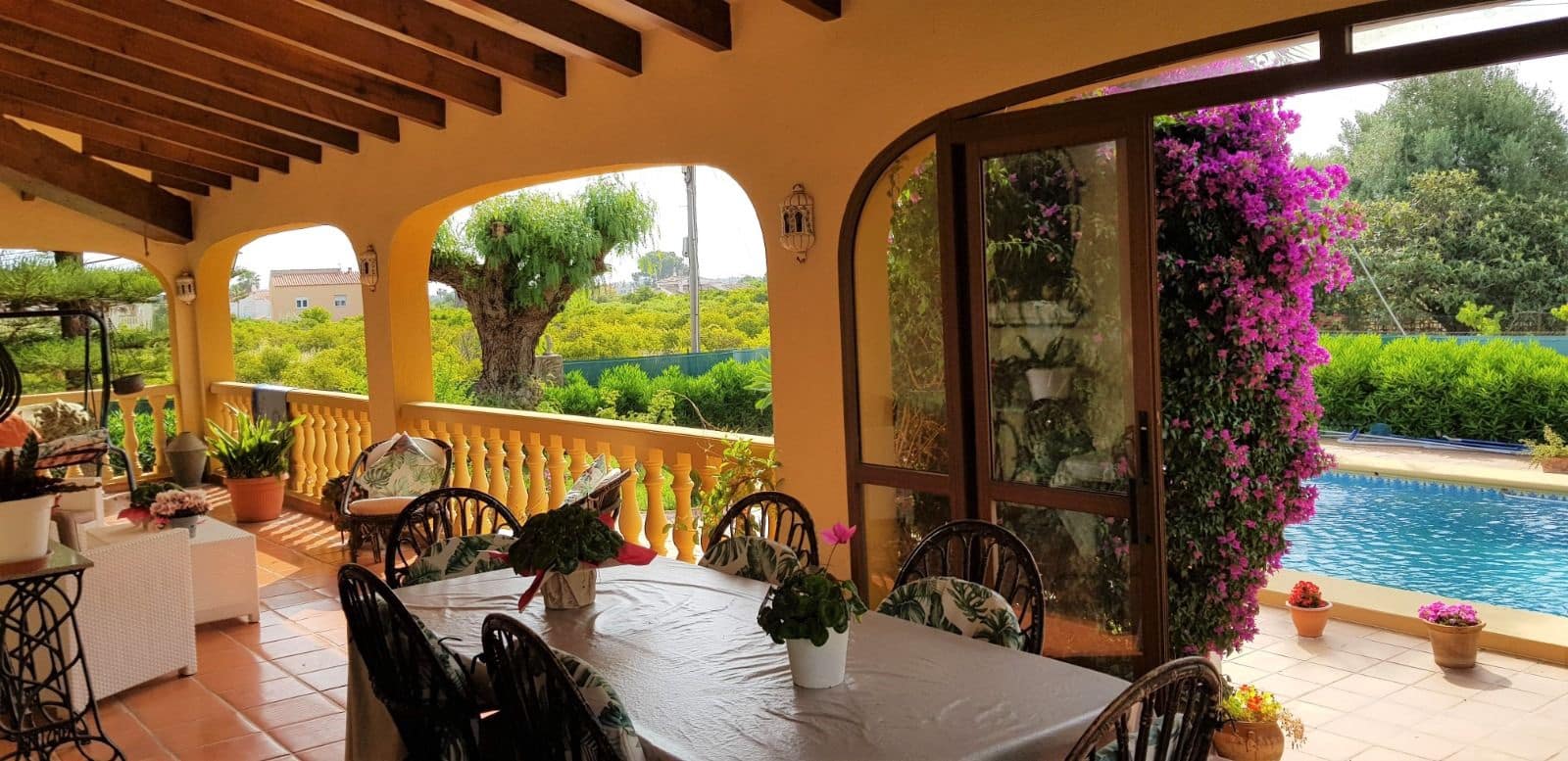 4 bedroom Villa for sale in Ondara with pool - € 850,000 (Ref: 9989482)