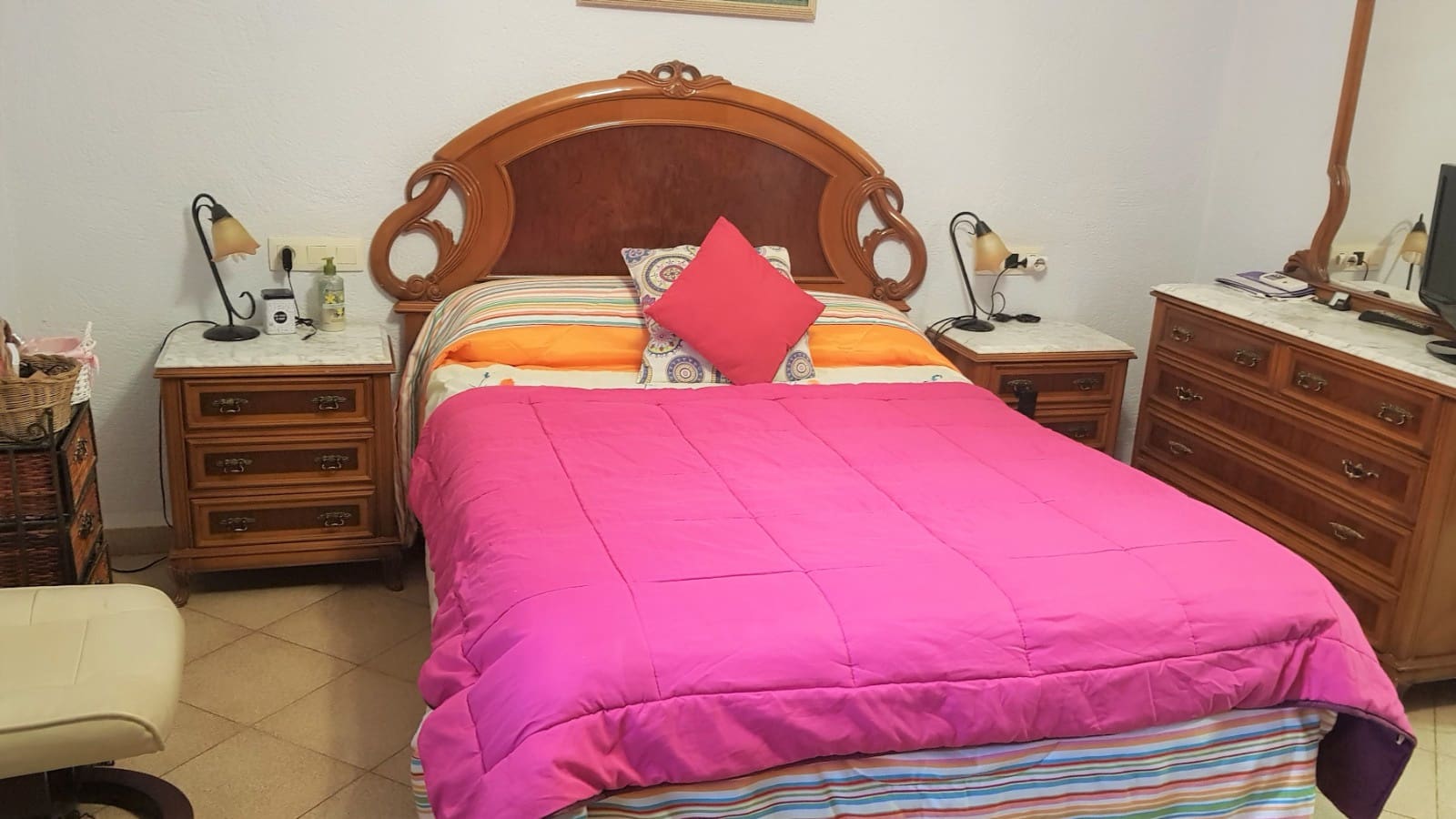 4 bedroom Villa for sale in Ondara with pool - € 850,000 (Ref: 9989482)