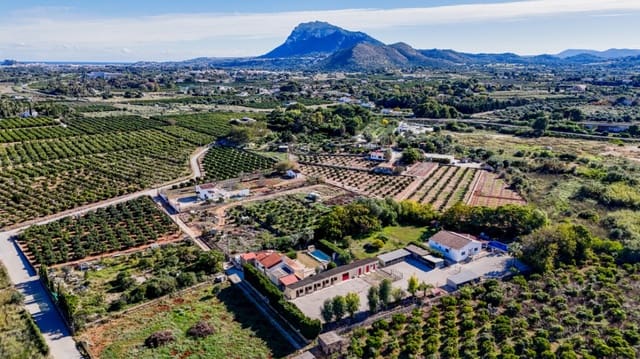 7 bedroom Villa for sale in Dénia with pool garage - € 1,150,000 (Ref: 9989483)