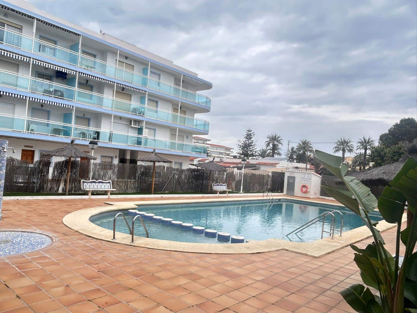 2 bedroom Apartment for sale in Denia with pool garage - € 235,000 (Ref: 9996221)