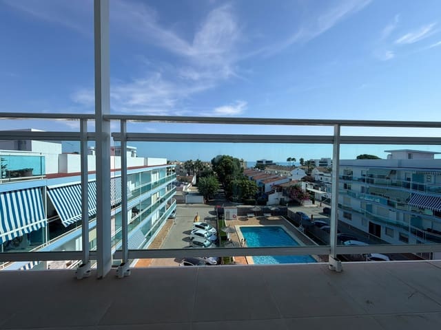 Apartamento de 2 habitaciones en Dénia en venta con piscina garaje - 235.000 € (Ref: 9996221)
