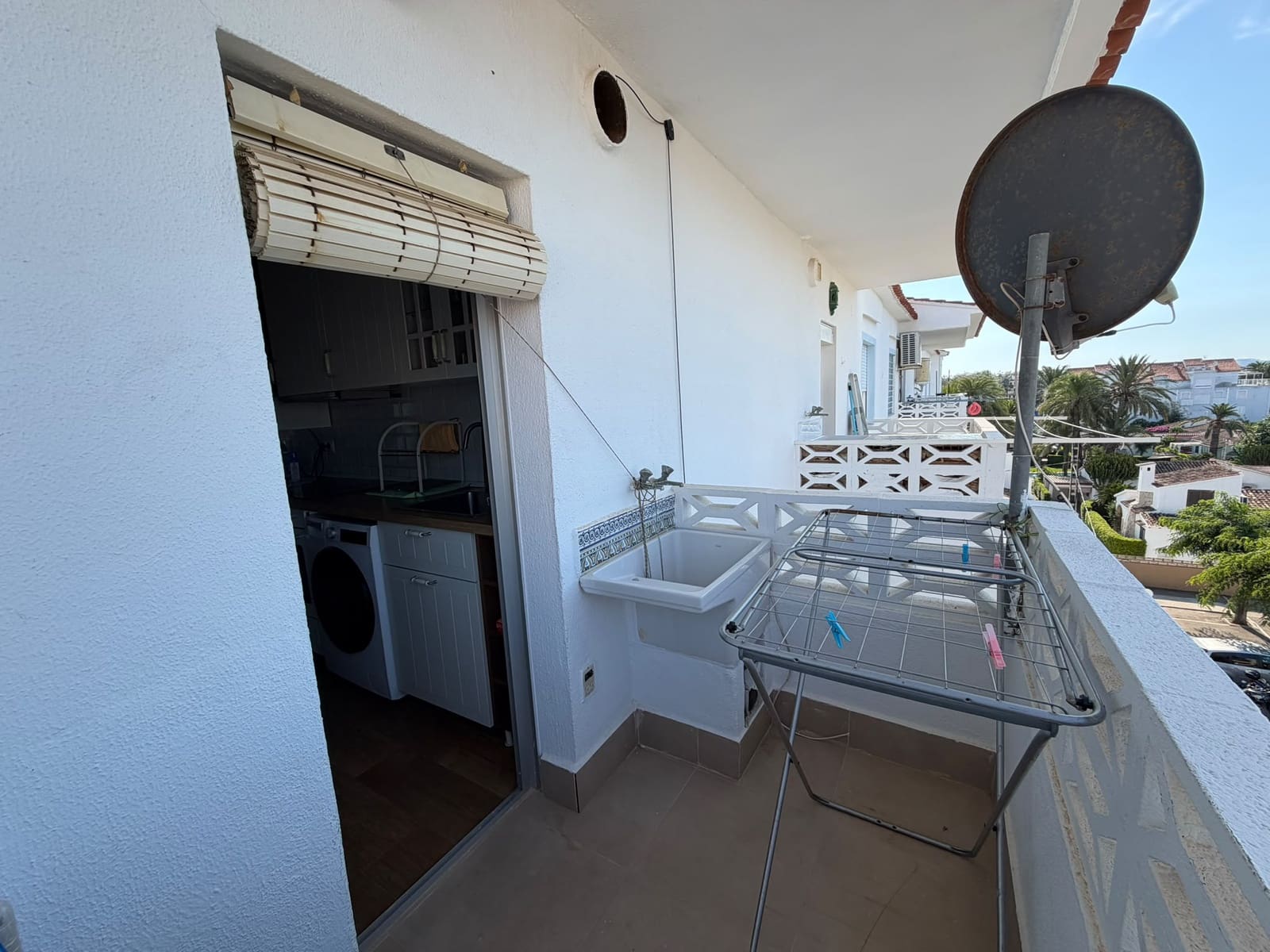 2 bedroom Apartment for sale in Denia with pool garage - € 235,000 (Ref: 9996221)