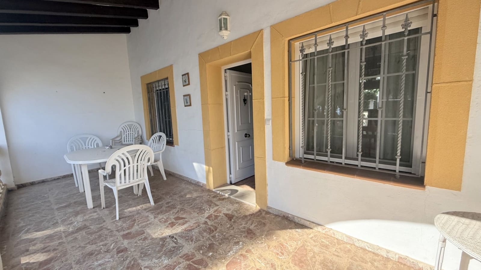 3 bedroom Villa for sale in Denia with garage - € 450,000 (Ref: 9996222)