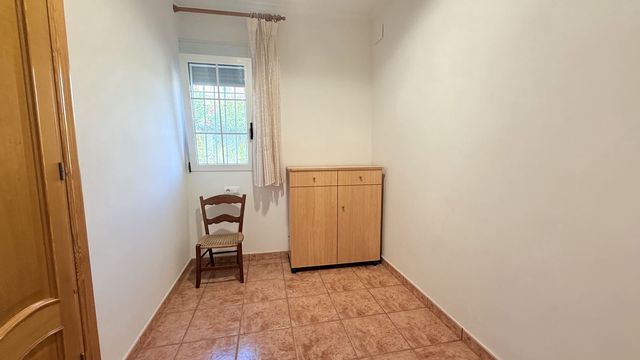 3 Zimmer Villa zu verkaufen in Dénia mit Garage - 390.000 € (Ref: 9996222)
