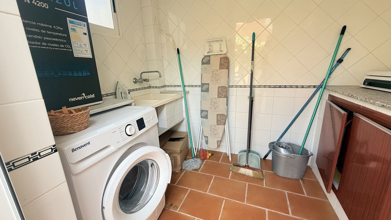 3 bedroom Villa for sale in Denia with garage - € 450,000 (Ref: 9996222)