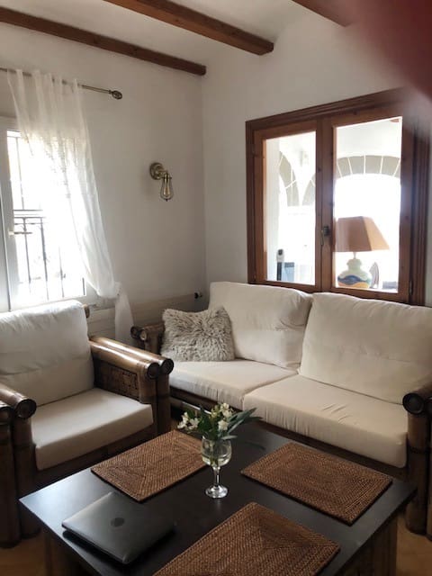 4 soveværelse Villa til salg i Denia med swimmingpool garage - € 565.000 (Ref: 9996224)