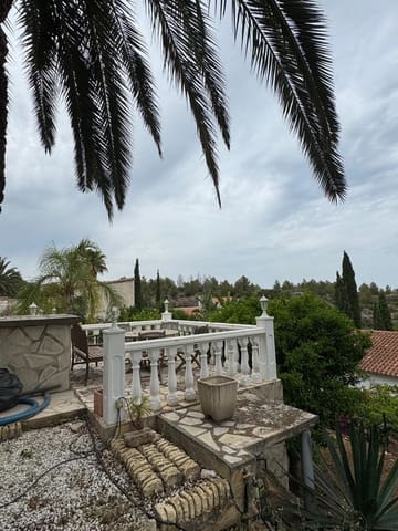 4 soveværelse Villa til salg i El Montgó, Dénia med swimmingpool garage - € 565.000 (Ref: 9996224)