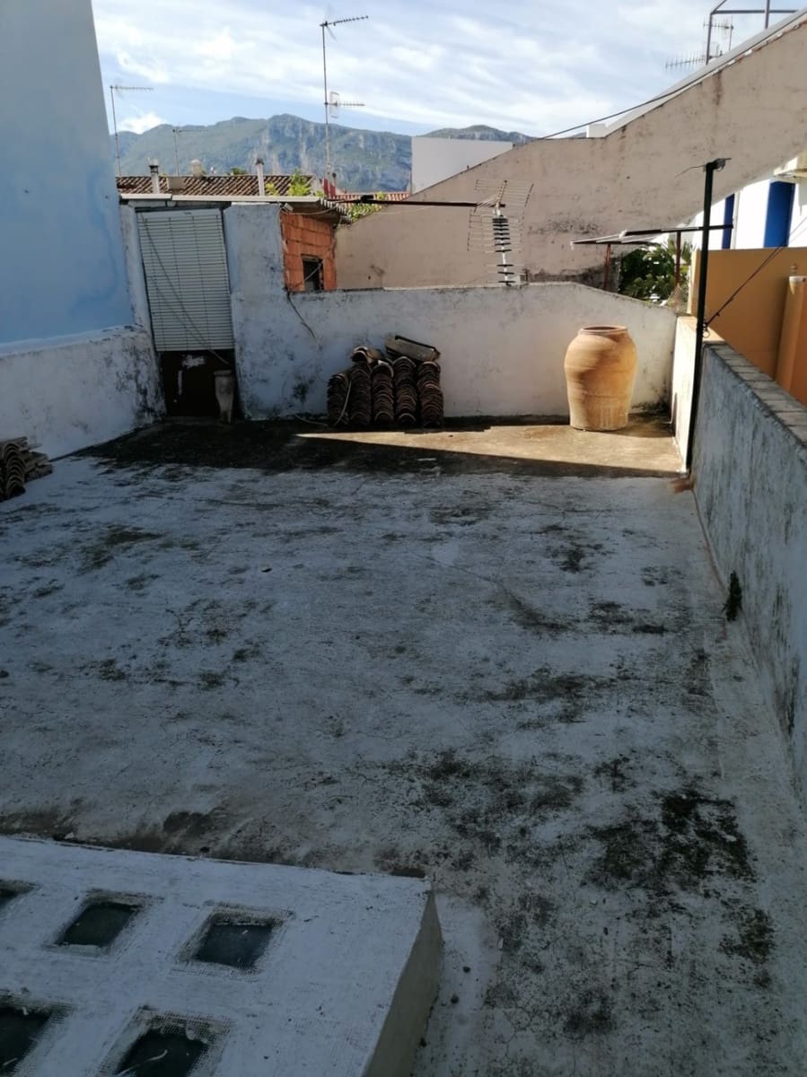 Byhus til salg i Denia - € 360.000 (Ref: 9996227)