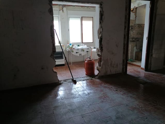 Dom na sprzedaż w Centro Urbano, Dénia - 360 000 € (Ref: 9996227)