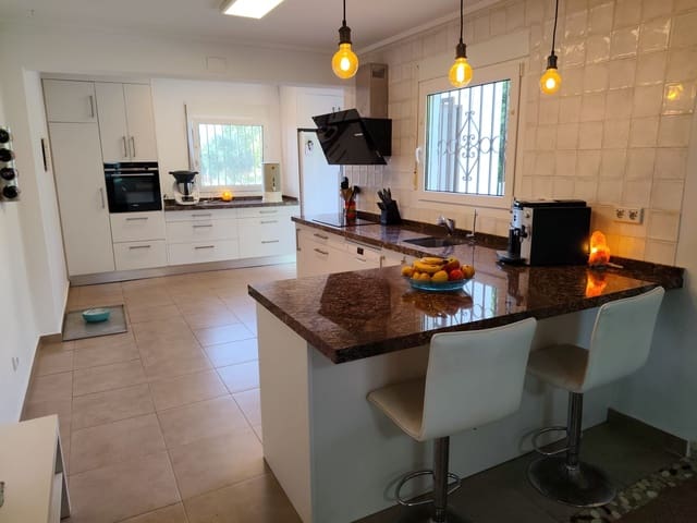 3 sypialnia Willa na sprzedaż w Dénia z basenem - 445 000 € (Ref: 9996329)