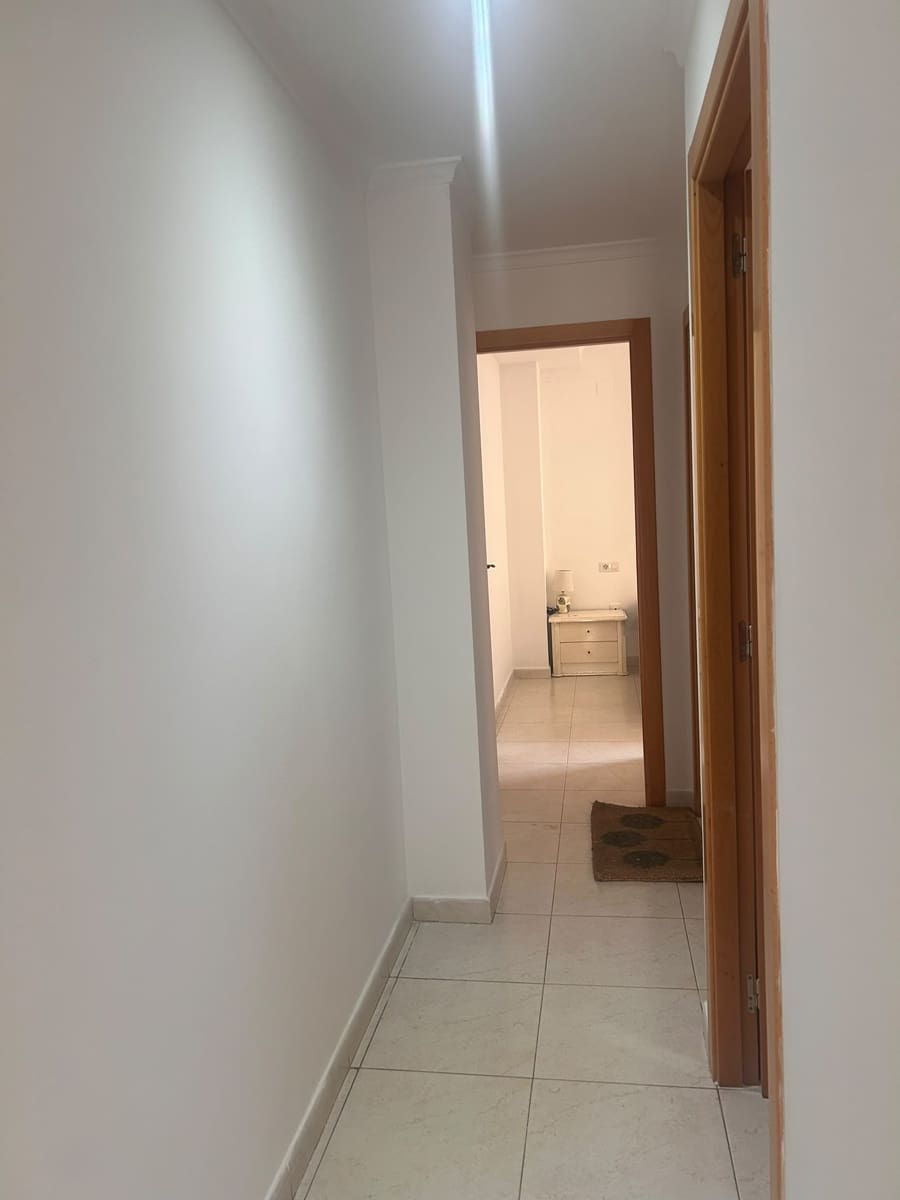 Piso de 2 habitaciones en Dénia en venta - 240.000 € (Ref: 9997526)