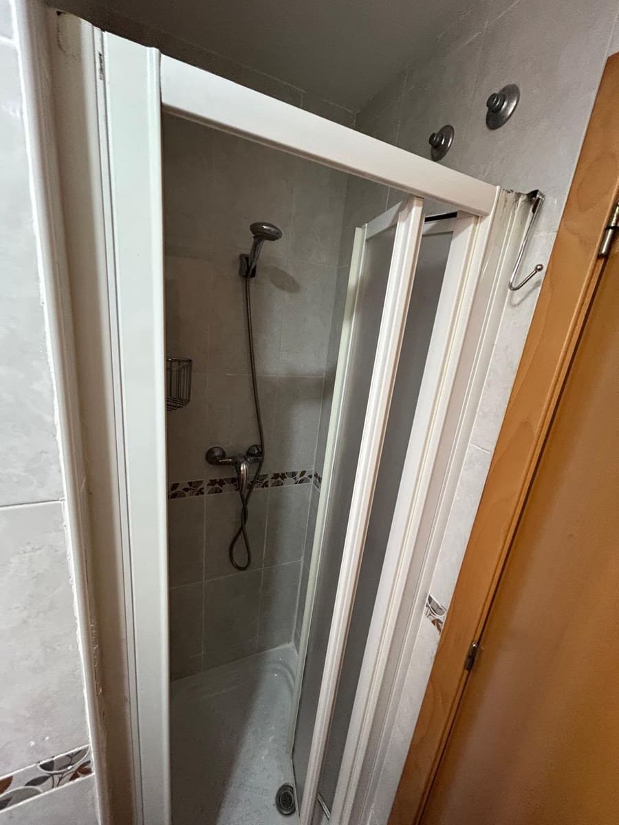 Piso de 2 habitaciones en Dénia en venta - 240.000 € (Ref: 9997526)