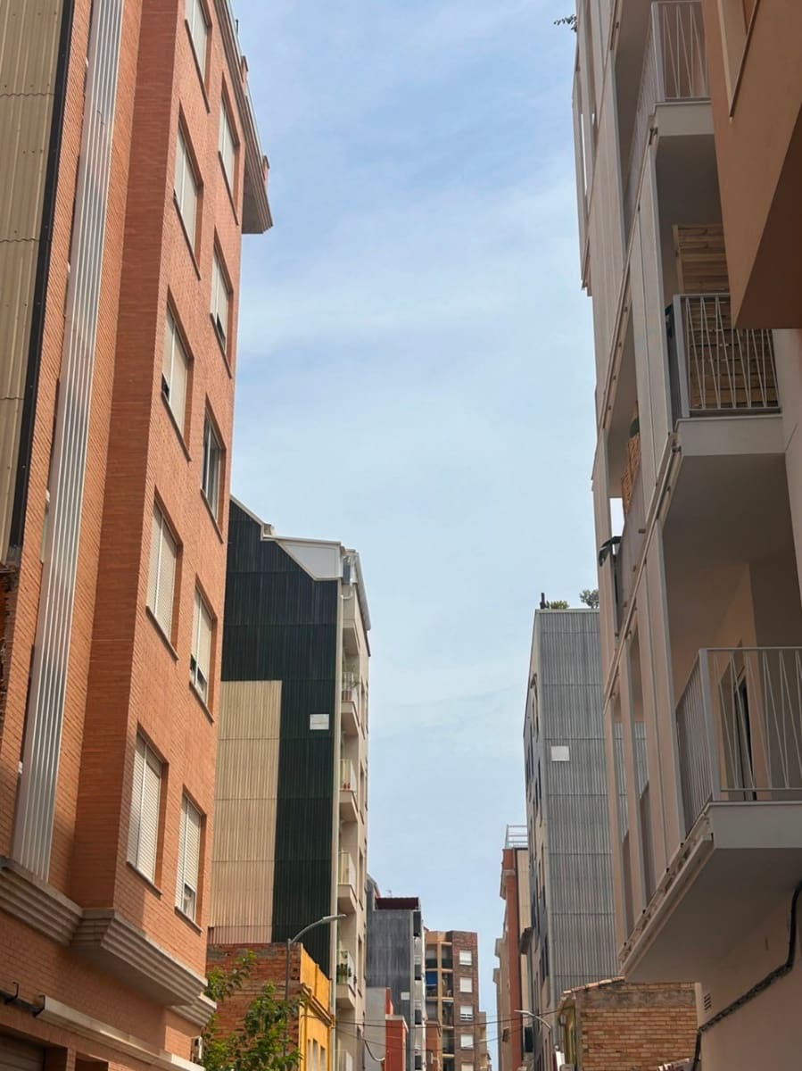 Piso de 2 habitaciones en Dénia en venta - 240.000 € (Ref: 9997526)
