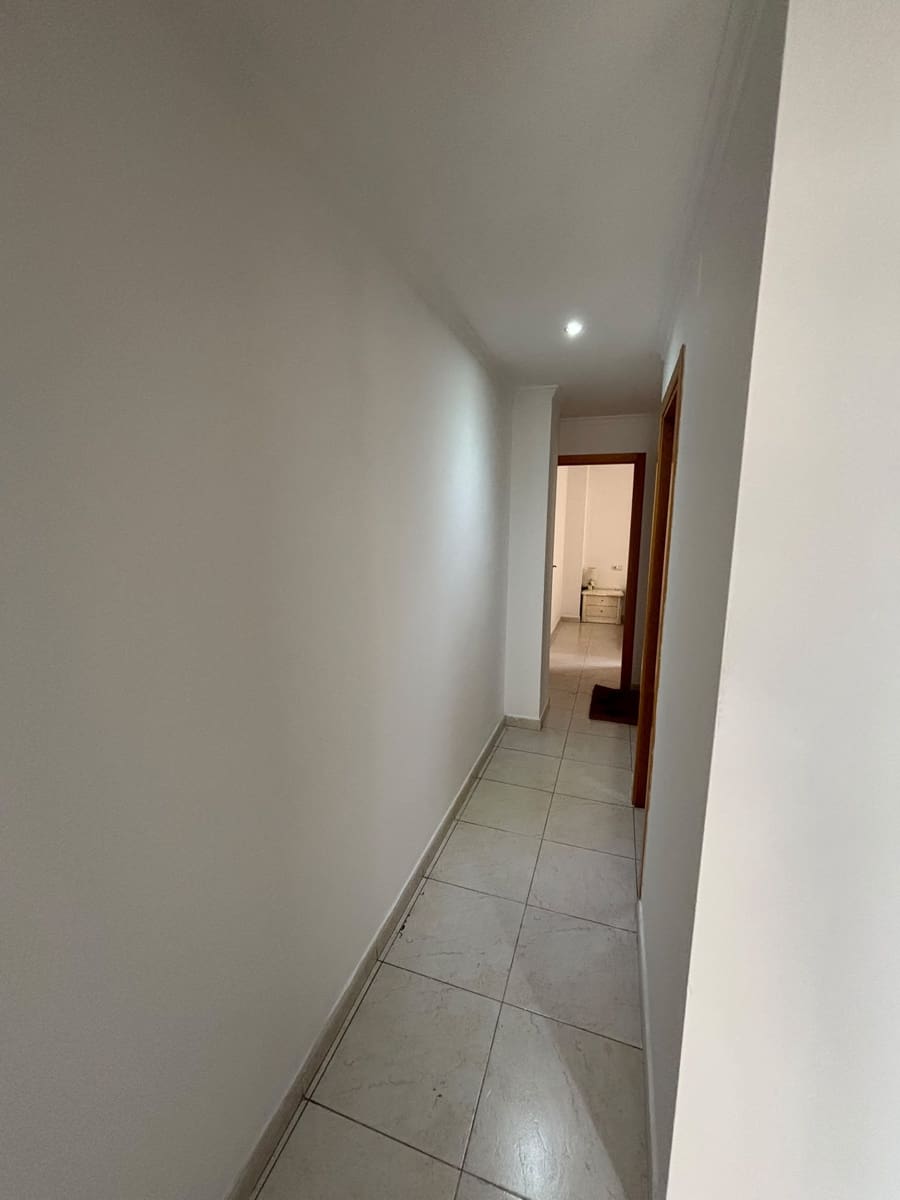Piso de 2 habitaciones en Dénia en venta - 240.000 € (Ref: 9997526)