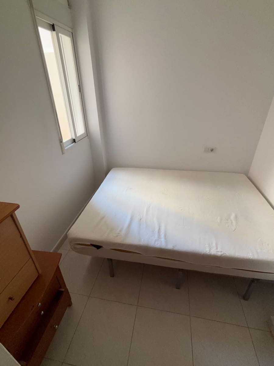 Piso de 2 habitaciones en Dénia en venta - 240.000 € (Ref: 9997526)