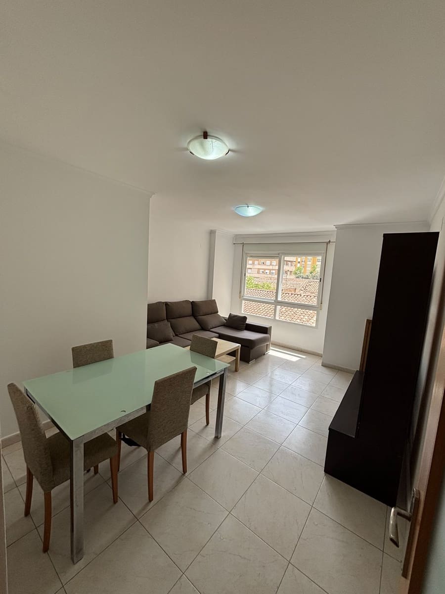 Piso de 2 habitaciones en Dénia en venta - 240.000 € (Ref: 9997526)