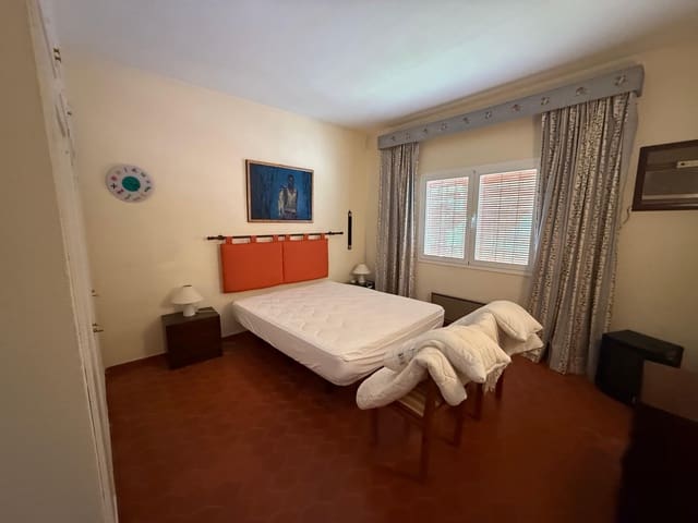 3 soverom Villa til salgs i Nueva Andalucia, Marbella med garasje - € 750 000 (Ref: 10019804)
