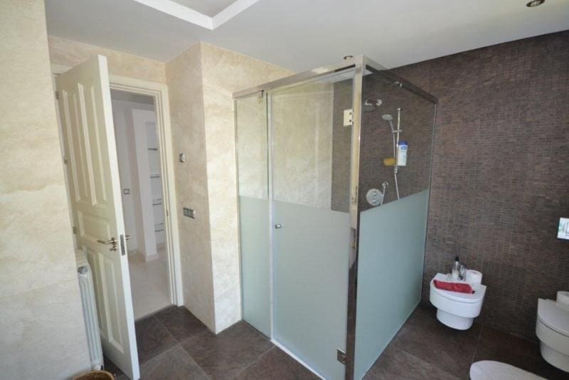 6 chambre Villa/Maison à vendre à Guadalmina avec piscine garage - 5 500 000 € (Ref: 10029548)
