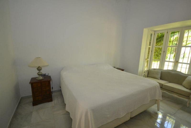 6 chambre Villa/Maison à vendre à Guadalmina avec piscine garage - 5 500 000 € (Ref: 10029548)
