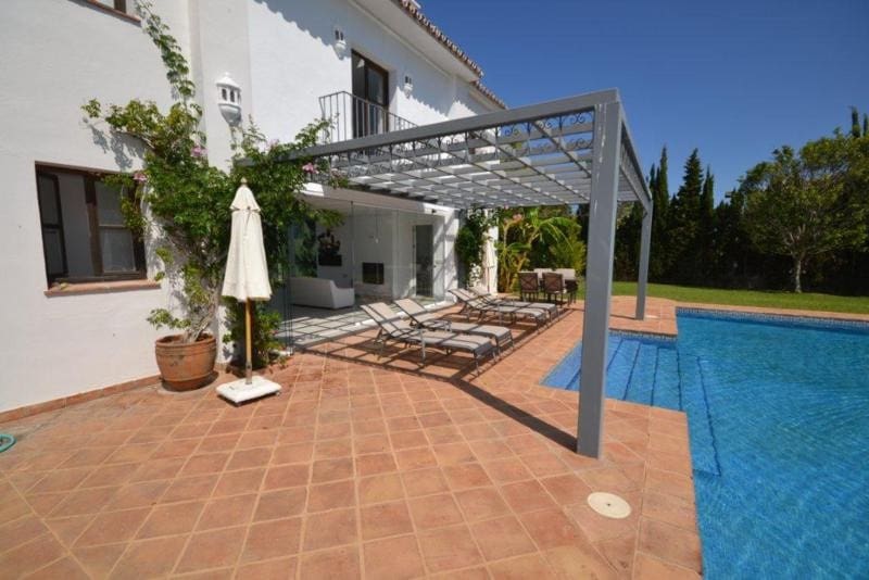 6 chambre Villa/Maison à vendre à Guadalmina avec piscine garage - 5 500 000 € (Ref: 10029548)