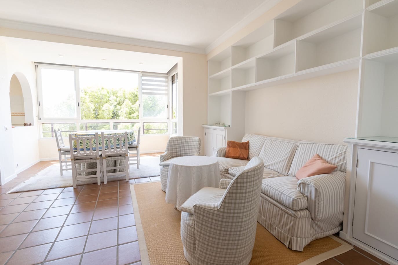 Apartamento de 2 habitaciones en Marbella en venta - 450.000 € (Ref: 10033200)