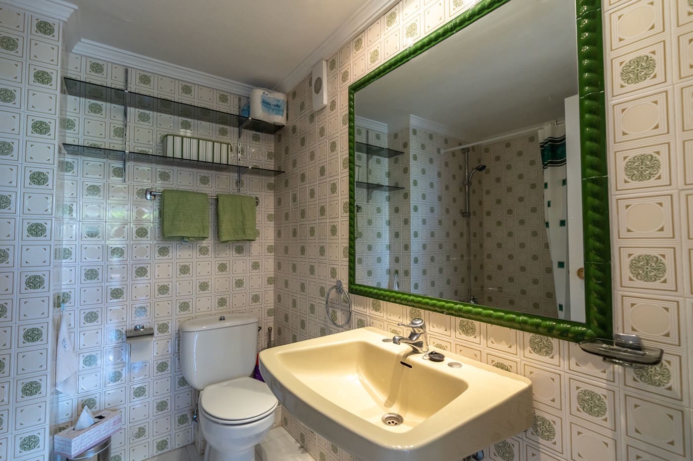 Apartamento de 2 habitaciones en Marbella en venta - 450.000 € (Ref: 10033200)
