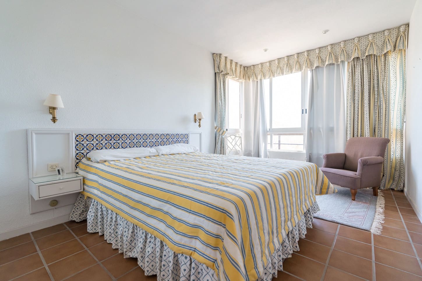 Apartamento de 2 habitaciones en Marbella en venta - 450.000 € (Ref: 10033200)