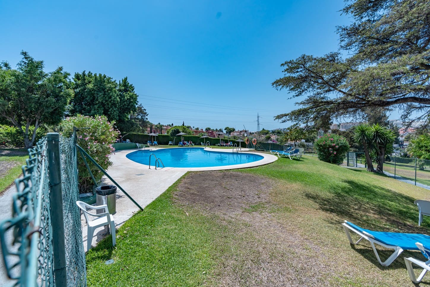 Apartamento de 2 habitaciones en Marbella en venta - 450.000 € (Ref: 10033200)