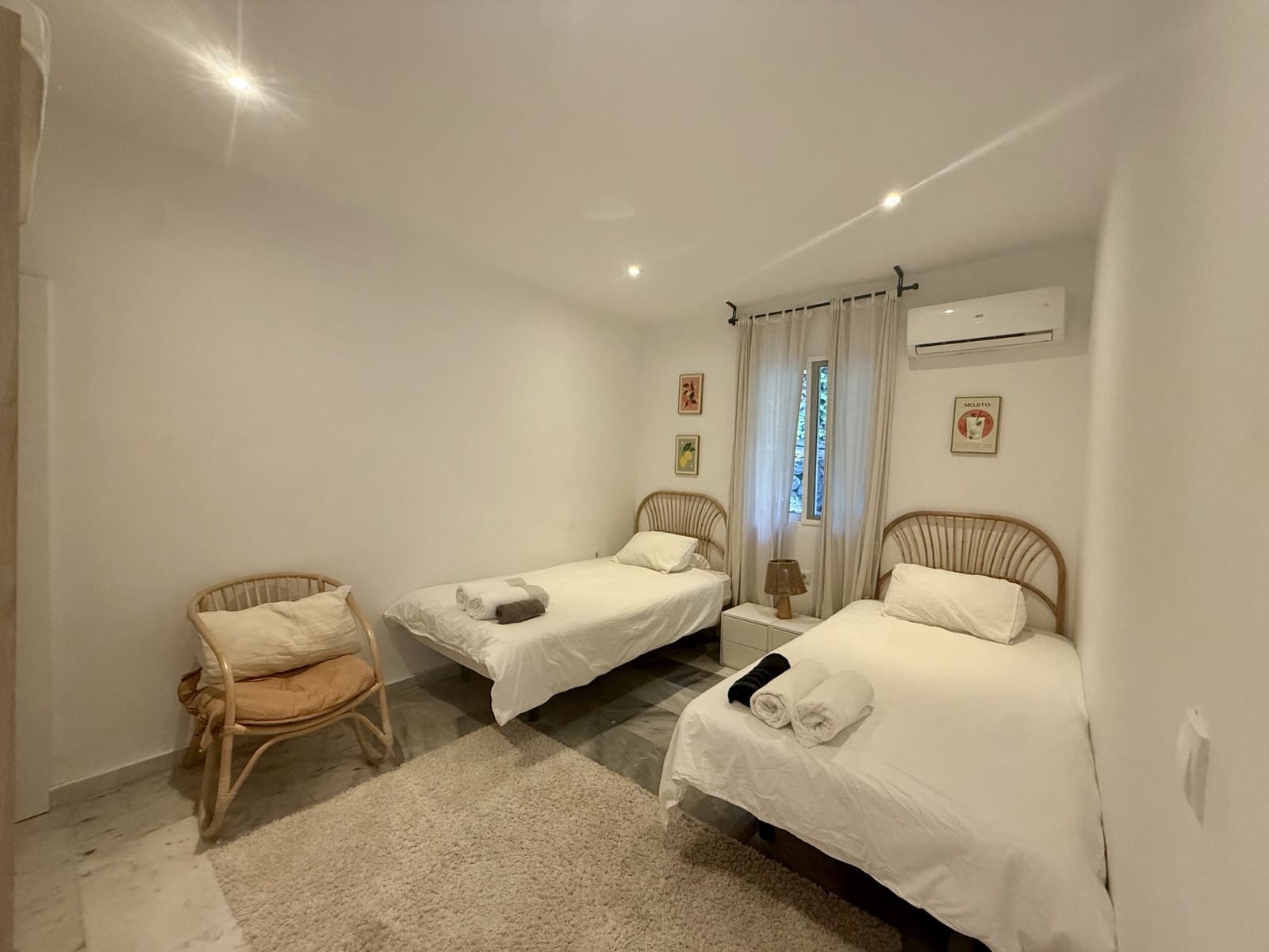 4 sypialnia Willa na sprzedaż w Nueva Andalucia z basenem garażem - 1 100 000 € (Ref: 10039421)
