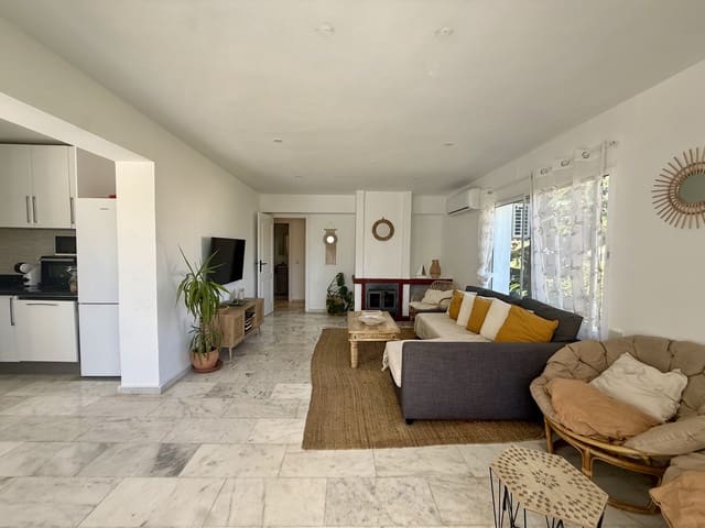 4 sypialnia Willa na sprzedaż w Nueva Andalucia, Marbella z basenem garażem - 1 100 000 € (Ref: 10039421)