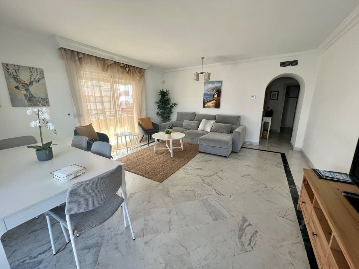 2 bedroom Apartment for sale in Puerto Banus with pool garage - € 700,000 (Ref: 10057675)