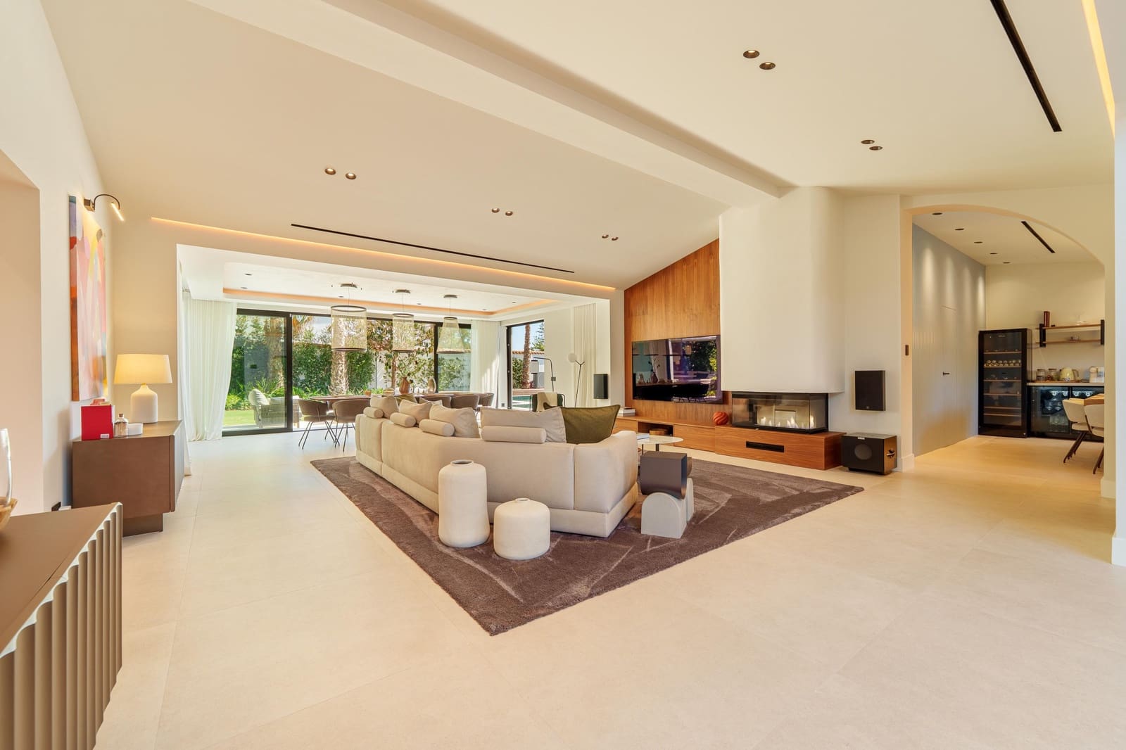 5 soverom Villa til salgs i Puerto Banus med svømmebasseng garasje - € 5 750 000 (Ref: 10060925)