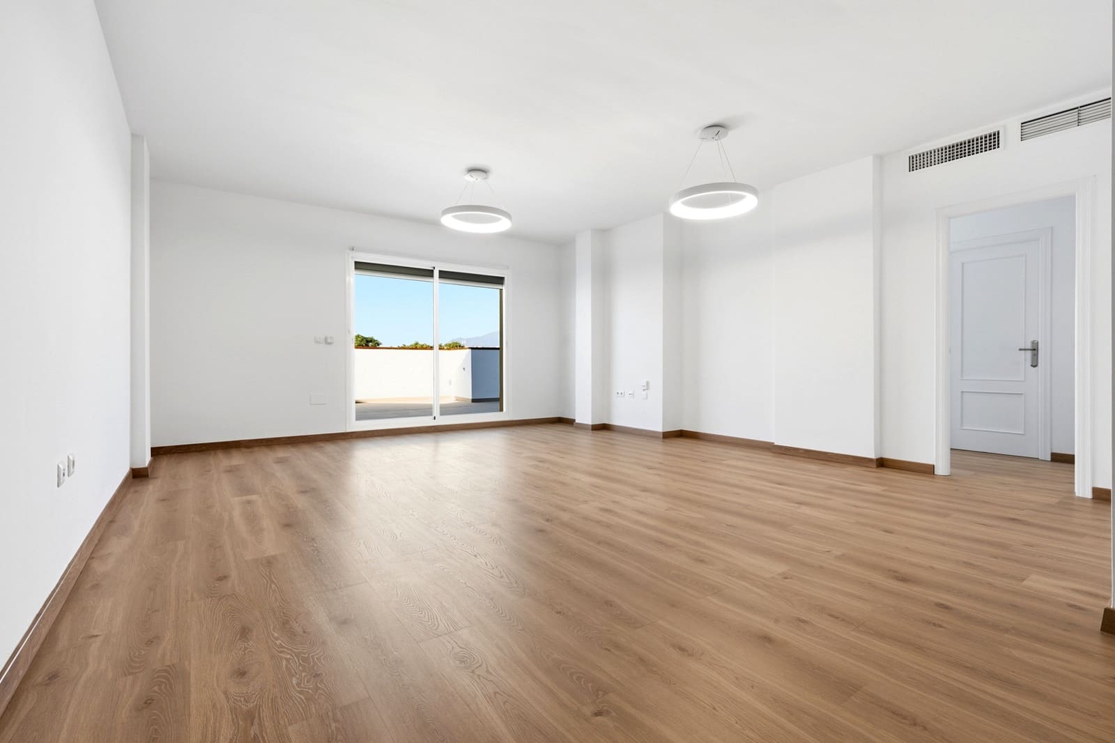 3 soveværelse Penthouse til salg i San Pedro de Alcantara med garage - € 790.000 (Ref: 10148080)
