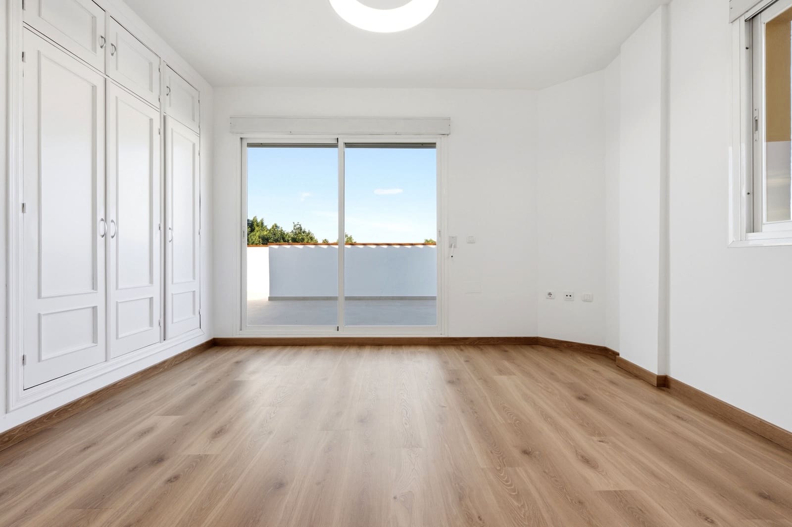 3 soveværelse Penthouse til salg i San Pedro de Alcantara med garage - € 790.000 (Ref: 10148080)