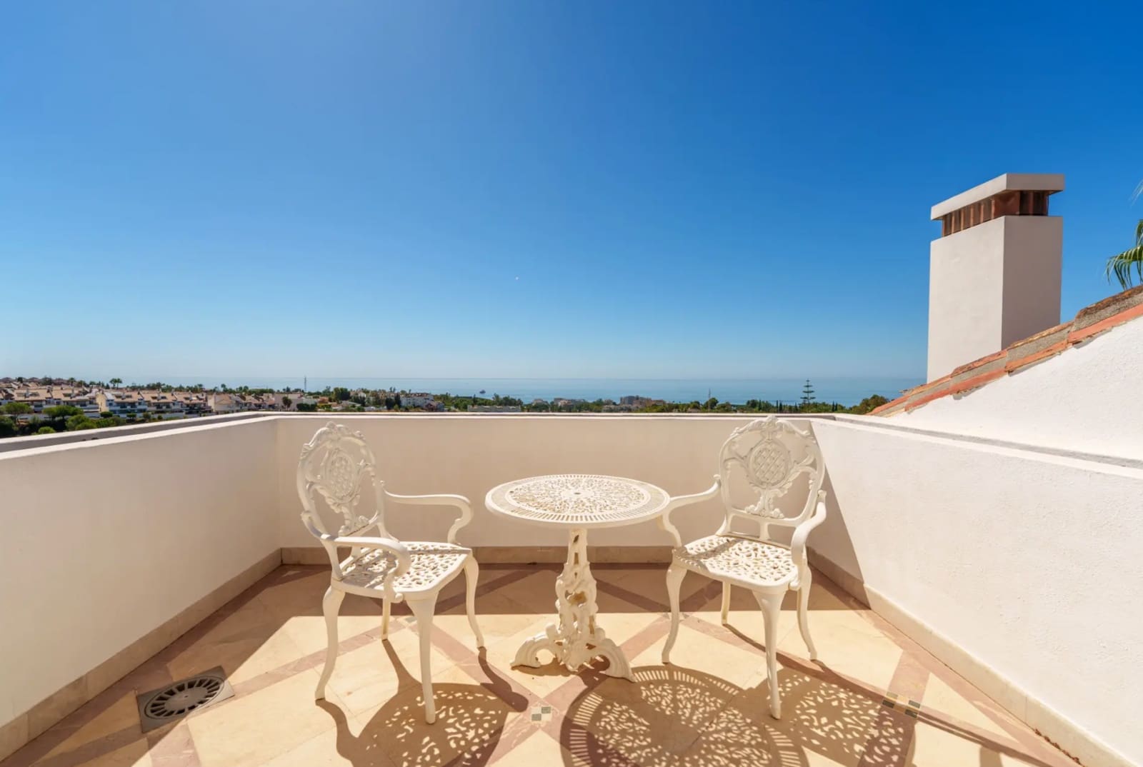 4 quarto Penthouse para venda em Marbella com piscina - 3 695 000 € (Ref: 9244312)