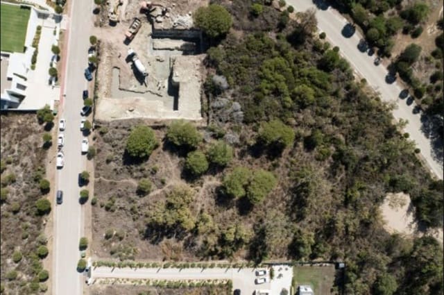 Terrain à Bâtir à vendre à Sotogrande, San Roque - 1 000 000 € (Ref: 9244322)