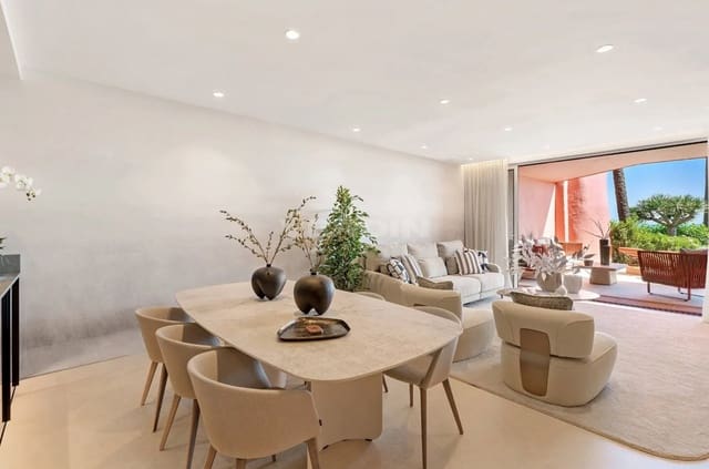 3 Zimmer Apartment zu verkaufen in Estepona mit Pool Garage - 2.350.000 € (Ref: 9244323)