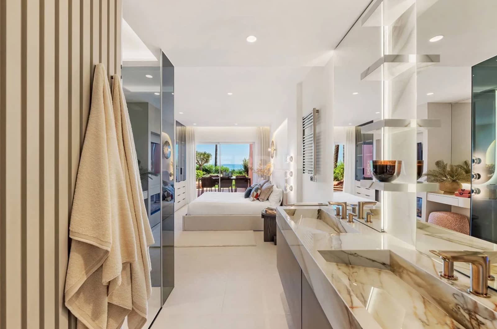 3 Zimmer Apartment zu verkaufen in Estepona mit Pool Garage - 2.350.000 € (Ref: 9244323)