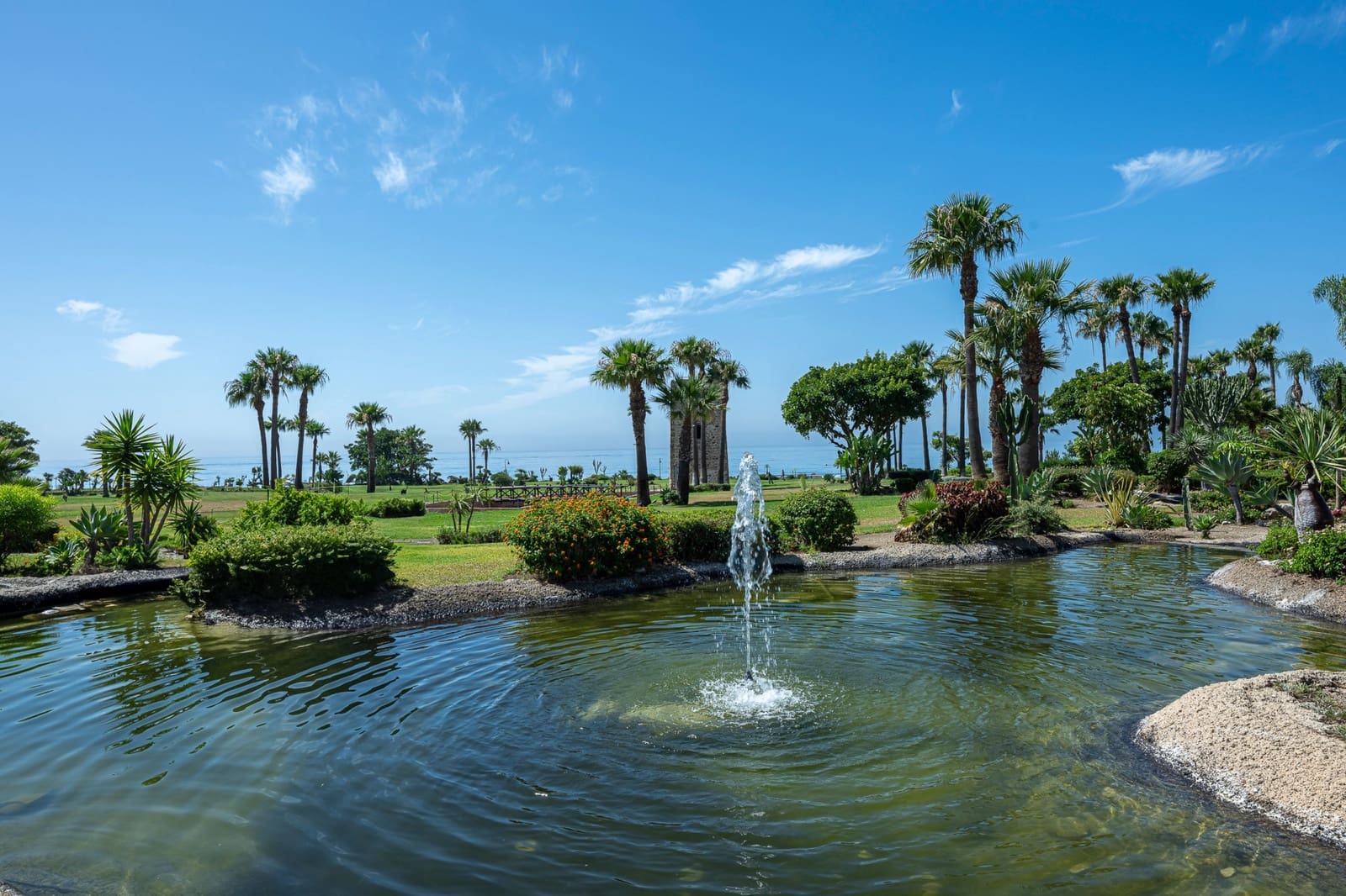 3 bedroom Apartment for sale in Estepona with pool garage - € 2,350,000 (Ref: 9244323)