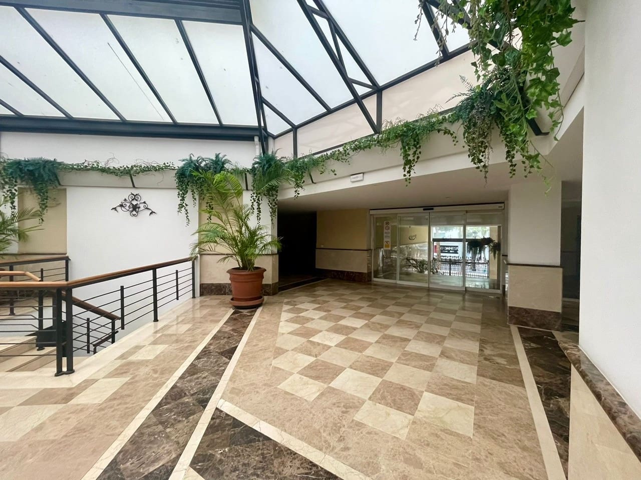 4 Zimmer Penthouse zu verkaufen in Marbella mit Pool Garage - 1.100.000 € (Ref: 9244327)