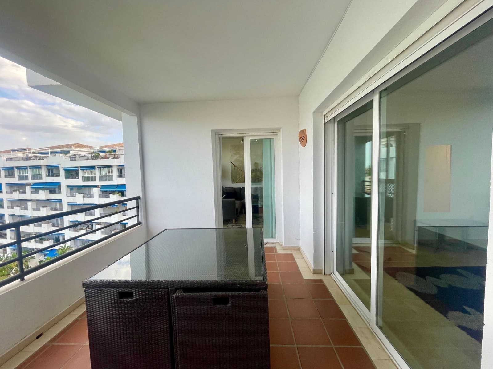 4 quarto Penthouse para venda em Marbella com piscina garagem - 1 050 000 € (Ref: 9244327)