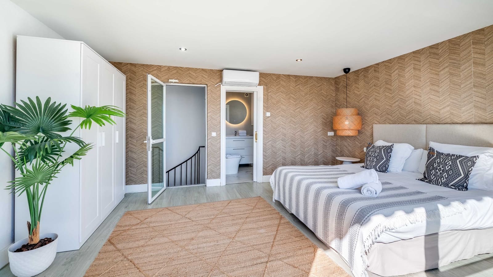 3 Zimmer Apartment zu verkaufen in Puerto Banus mit Pool - 850.000 € (Ref: 9244328)