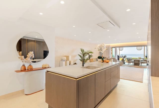 4 chambre Appartement à vendre à New Golden Mile, Estepona avec piscine garage - 3 995 000 € (Ref: 9244329)