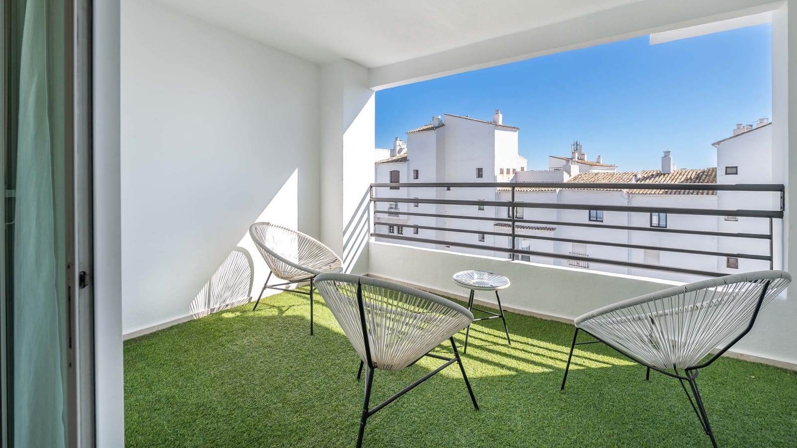 3 soverom Penthouse til salgs i Marbella med svømmebasseng garasje - € 850 000 (Ref: 9244331)