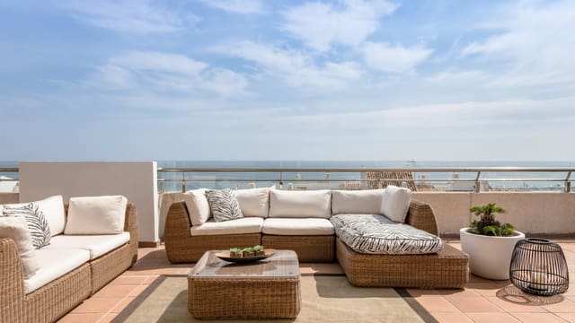 3 chambre Penthouse à vendre à Marbella avec piscine garage - 2 300 000 € (Ref: 9244333)