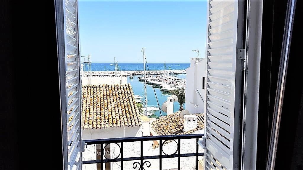 2 bedroom Apartment for sale in Puerto Banus - € 505,000 (Ref: 9244334)
